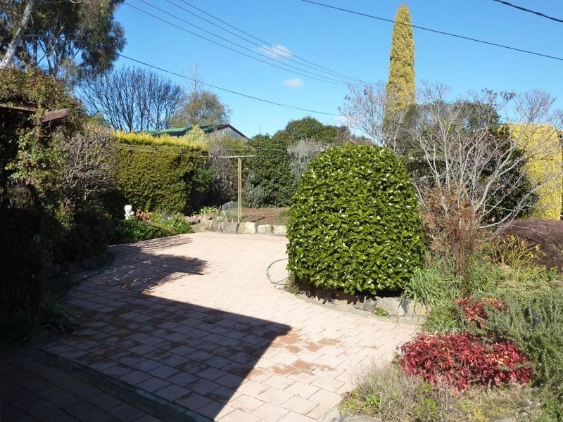 3 Tannabar Place, Isabella Plains ACT 2905