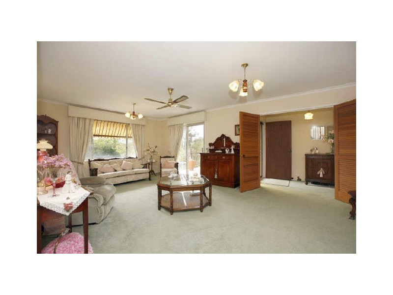14 Pearson Street, Holder ACT 2611
