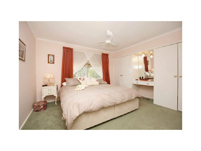 14 Pearson Street, Holder ACT 2611