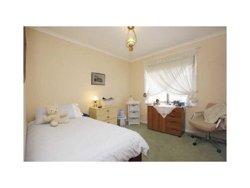 14 Pearson Street, Holder ACT 2611