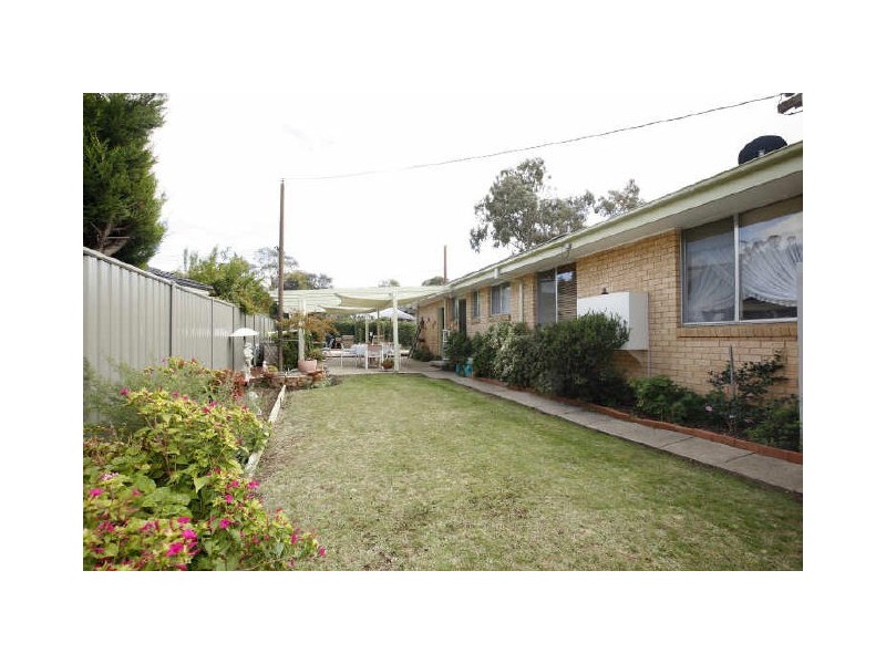 14 Pearson Street, Holder ACT 2611
