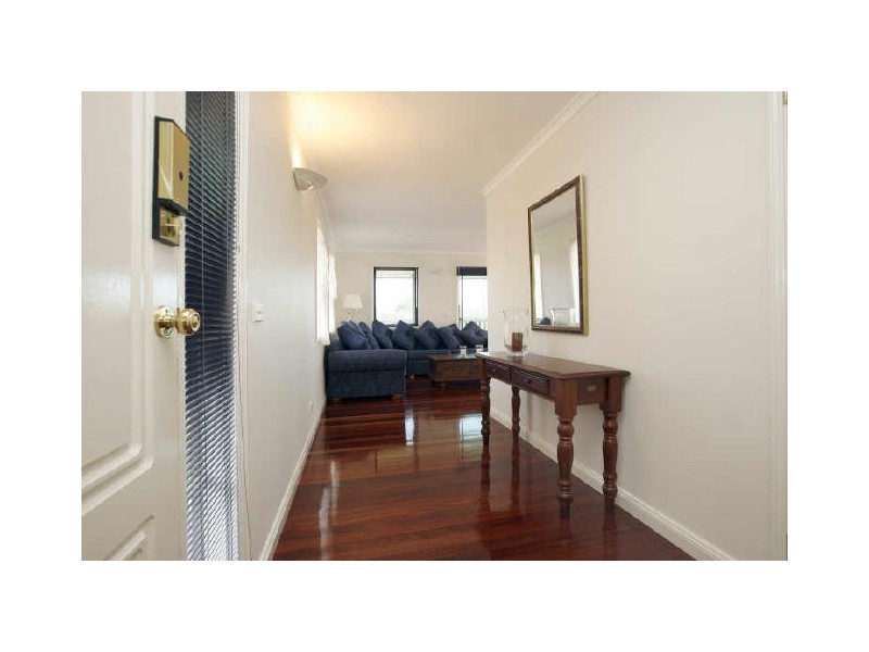 97 Jim Pike Avenue, Gordon ACT 2906