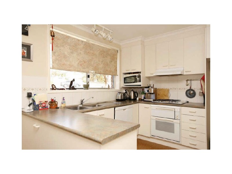 14 Pindari Crescent, Queanbeyan NSW 2620