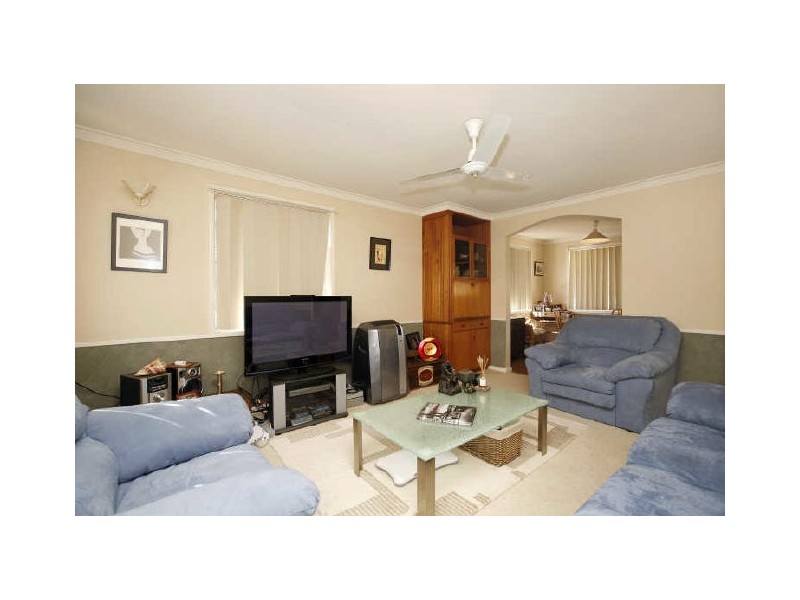 14 Pindari Crescent, Queanbeyan NSW 2620