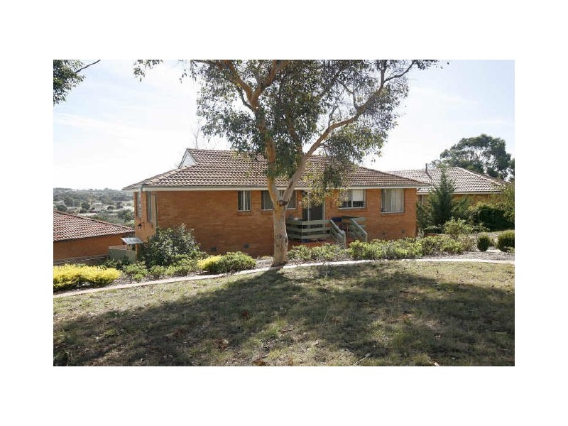 14 Pindari Crescent, Queanbeyan NSW 2620