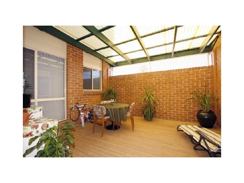 8 Nicolle Place, Monash ACT 2904