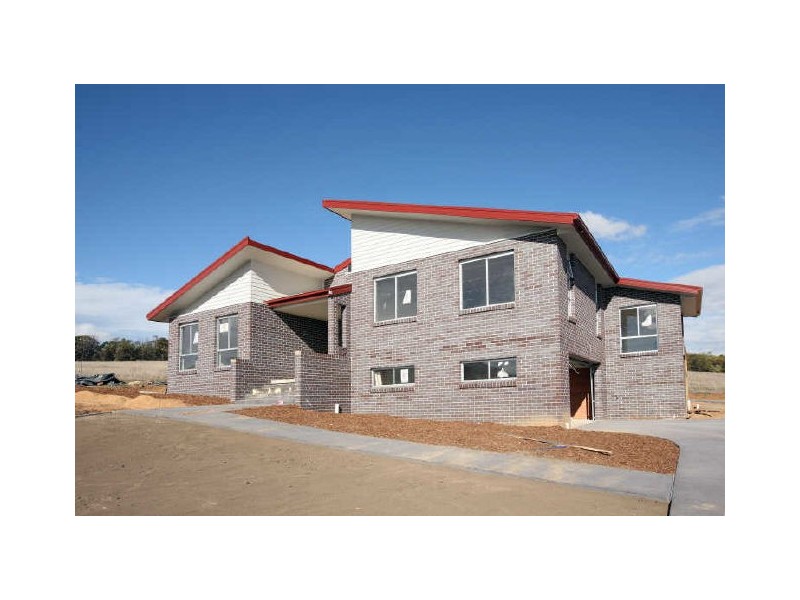 8 Keefe Place, Bungendore NSW 2621