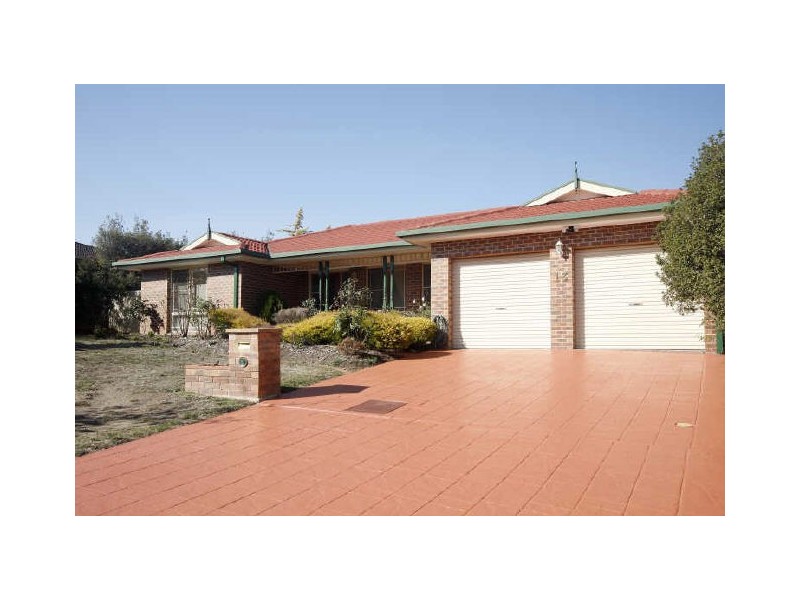 13 Loureiro Street, Conder ACT 2906