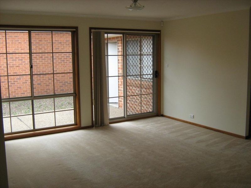 16 Bonnin Place, Bonython ACT 2905