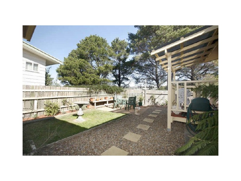 40 Horizon Avenue, Narrabundah ACT 2604