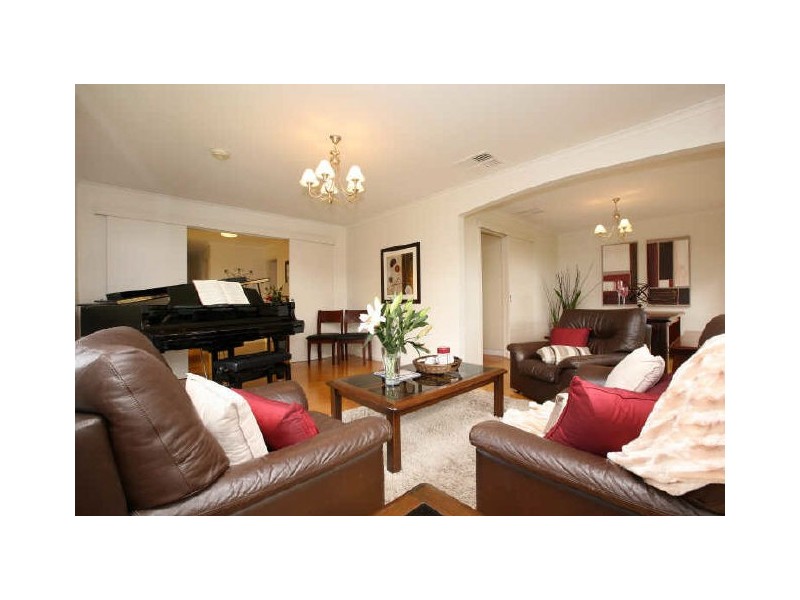 25 Lyall Crescent, Kambah ACT 2902