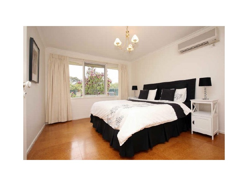 25 Lyall Crescent, Kambah ACT 2902