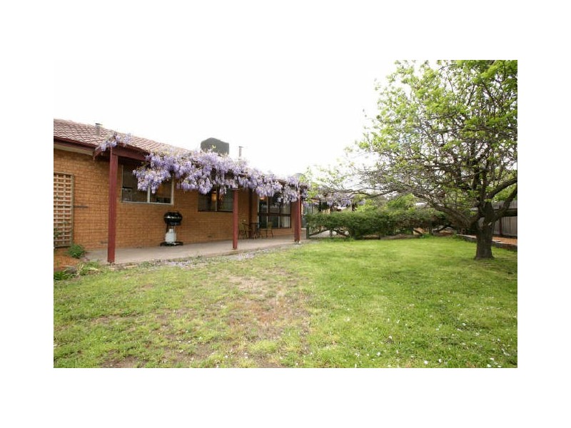 25 Lyall Crescent, Kambah ACT 2902