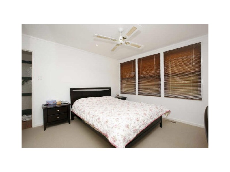 12 Looranah Street, Narrabundah ACT 2604