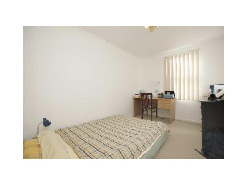 12 Looranah Street, Narrabundah ACT 2604