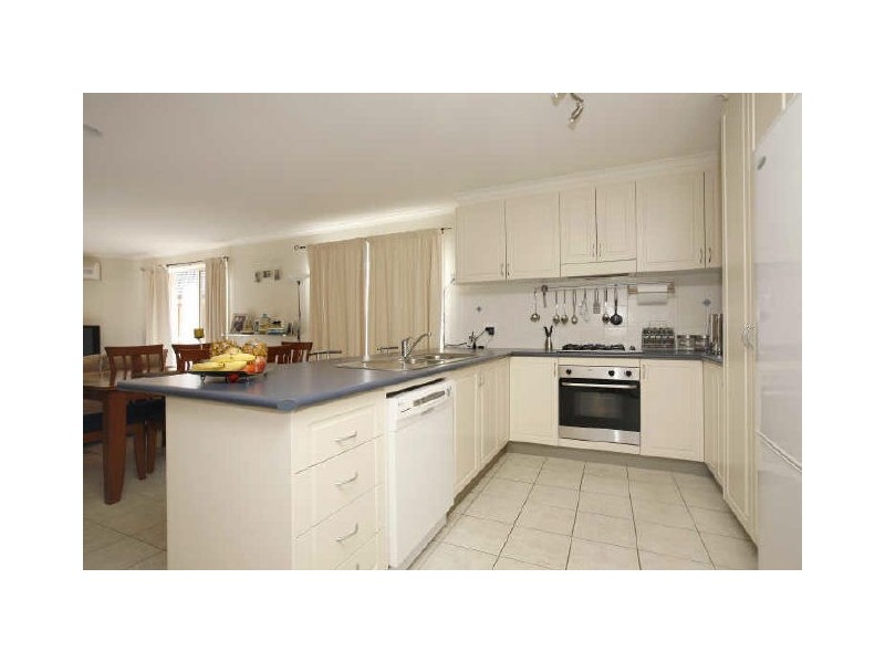 6/36 Pannamena Crescent, Jerrabomberra NSW 2619