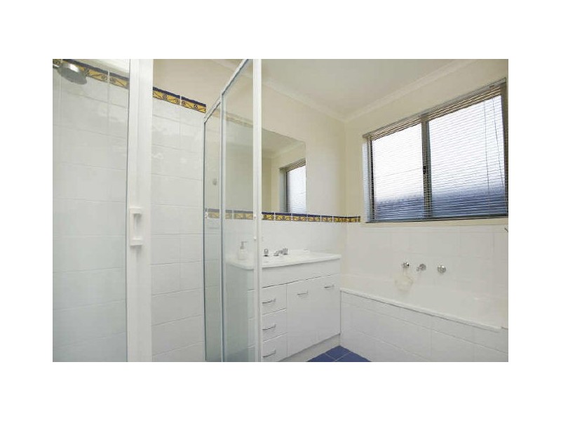 6/36 Pannamena Crescent, Jerrabomberra NSW 2619