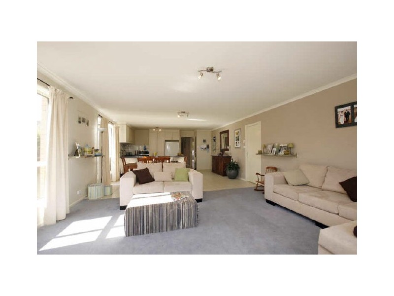 6/36 Pannamena Crescent, Jerrabomberra NSW 2619