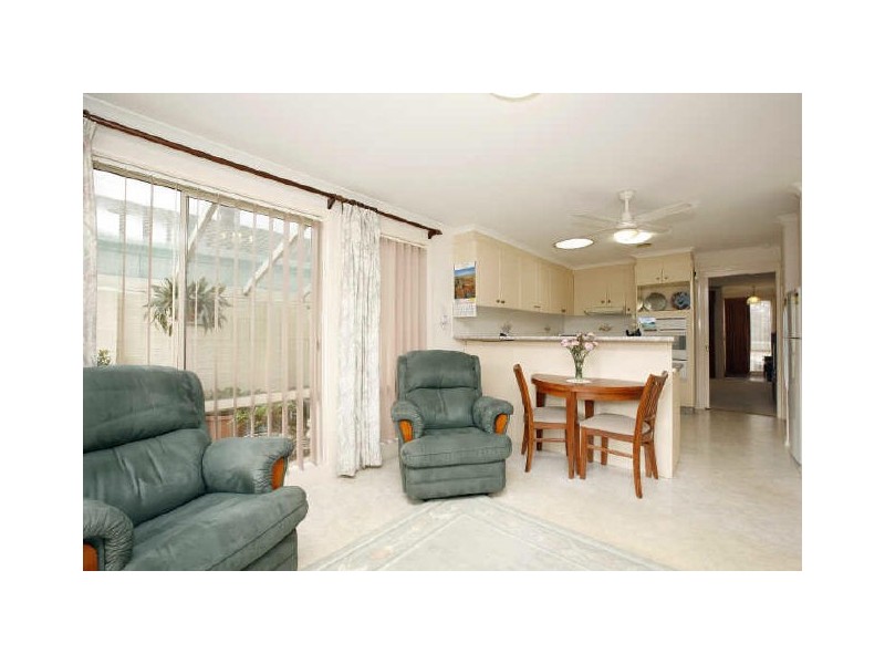 9/7 Grounds Crescent, Greenway ACT 2900