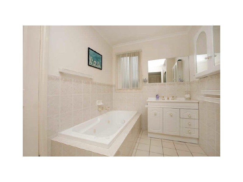 9/7 Grounds Crescent, Greenway ACT 2900