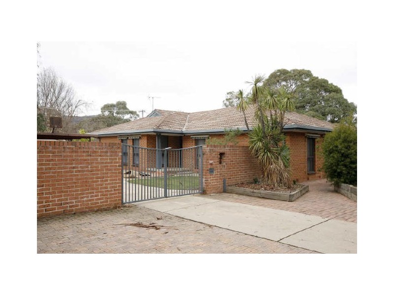 33 Barritt Street, Kambah ACT 2902