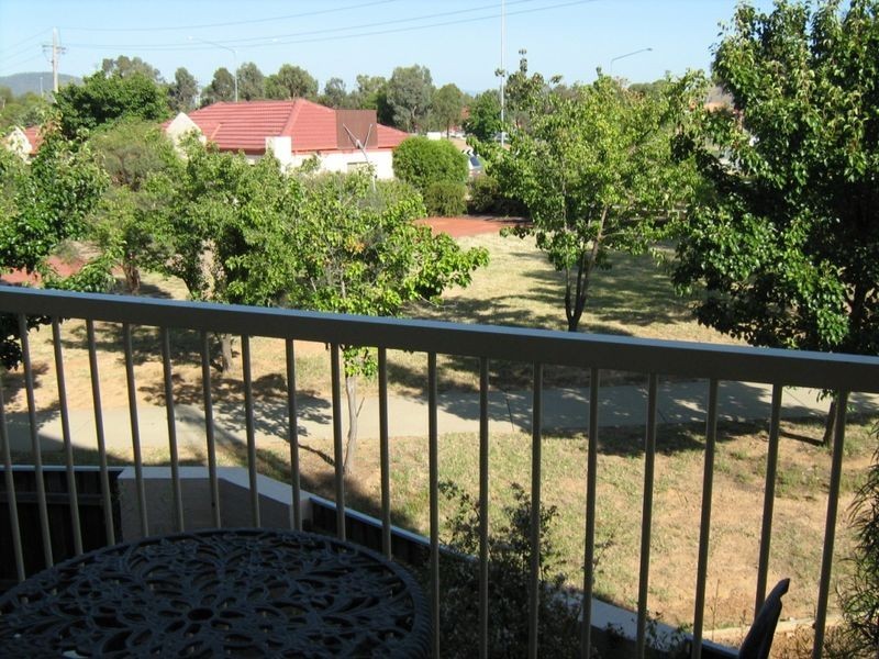 4/11 Tenison Woods Circuit “Northpo, Bonython ACT 2905