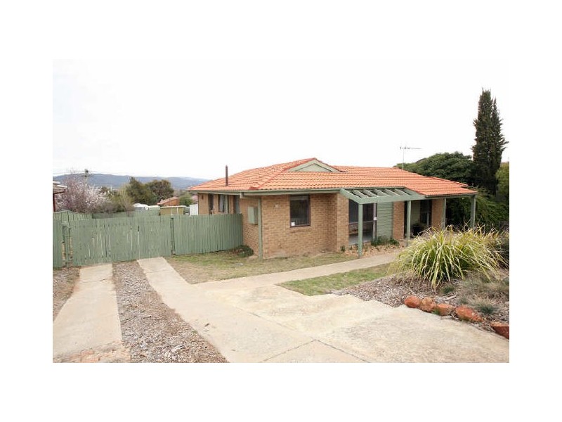 74 Newman Morris Circuit, Oxley ACT 2903