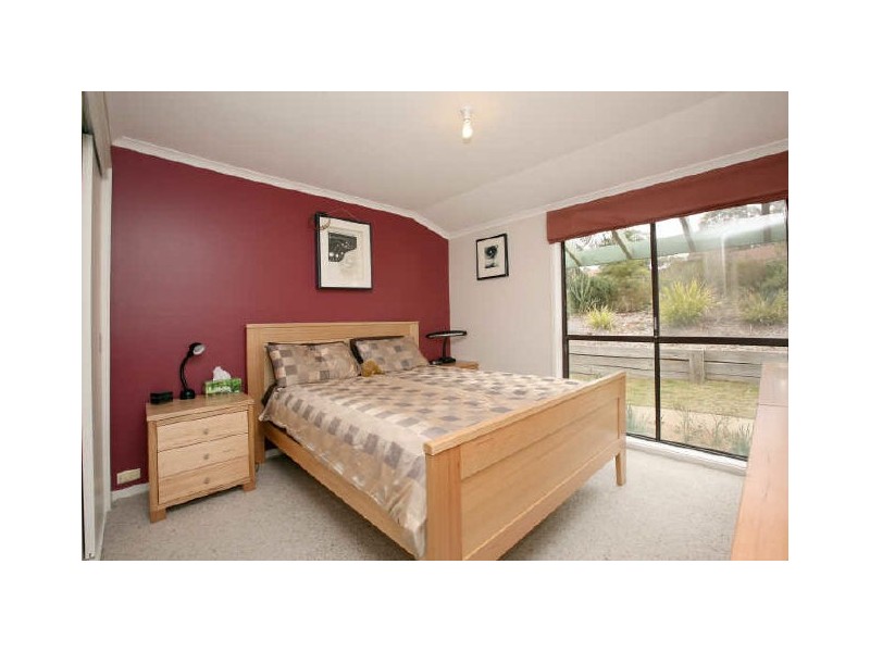 74 Newman Morris Circuit, Oxley ACT 2903