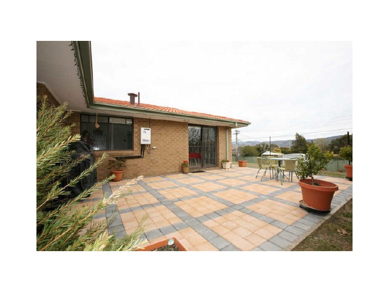 74 Newman Morris Circuit, Oxley ACT 2903