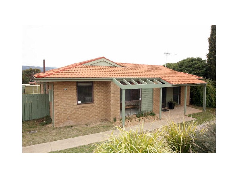 74 Newman Morris Circuit, Oxley ACT 2903