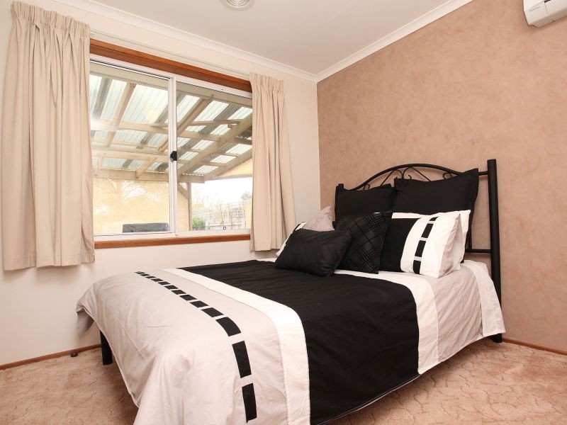 19 John Russell Circuit, Conder ACT 2906