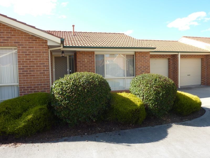 5/36 Sid Barnes “Gordon Grove” Cres, Gordon ACT 2906