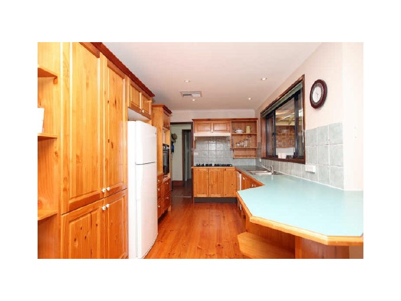 16 Max Henry Crescent, Macarthur ACT 2904