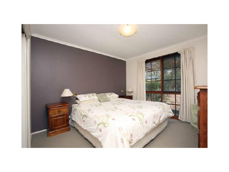 16 Max Henry Crescent, Macarthur ACT 2904