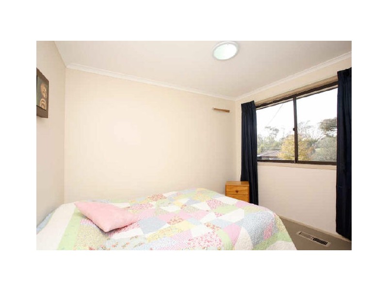 16 Max Henry Crescent, Macarthur ACT 2904