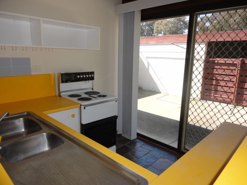 25 Marconi Crescent, Kambah ACT 2902
