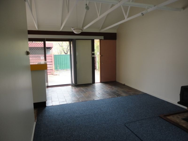 25 Marconi Crescent, Kambah ACT 2902