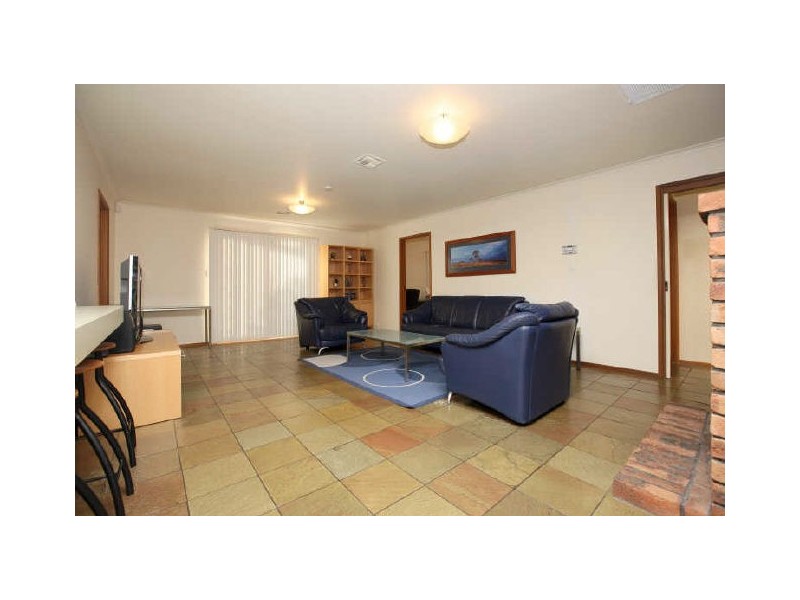 11 Free Place, Fadden ACT 2904