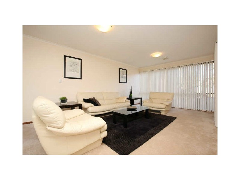 11 Free Place, Fadden ACT 2904