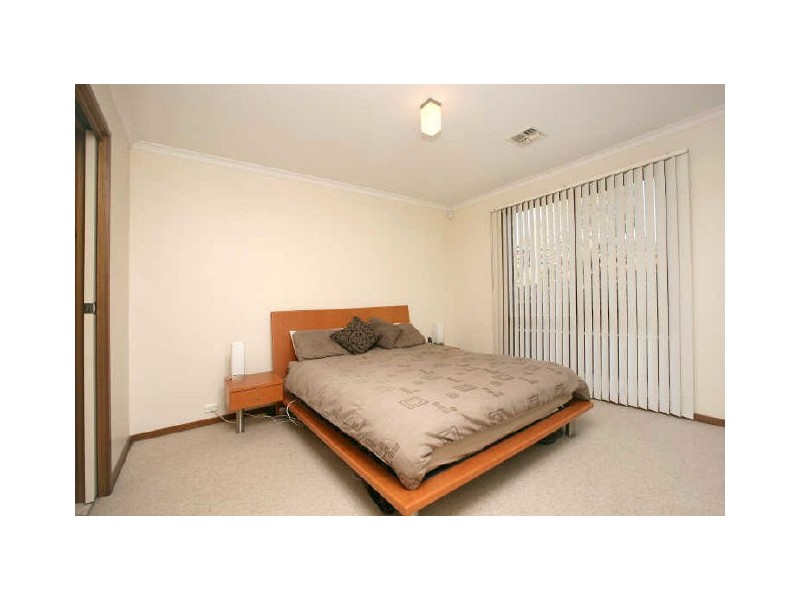 11 Free Place, Fadden ACT 2904