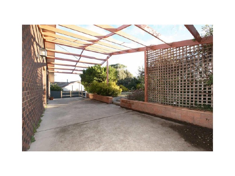 11 Free Place, Fadden ACT 2904