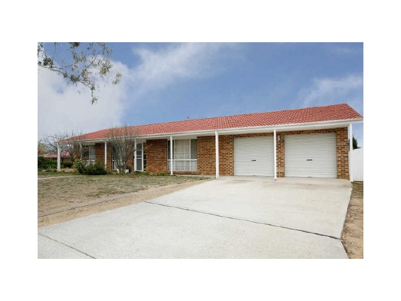 19 Wootton Crescent, Gordon ACT 2906