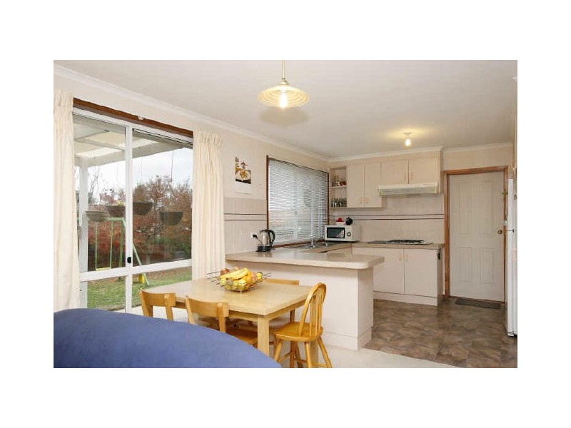 19 Wootton Crescent, Gordon ACT 2906