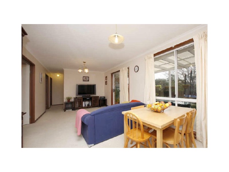 19 Wootton Crescent, Gordon ACT 2906