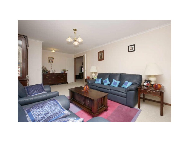 19 Wootton Crescent, Gordon ACT 2906