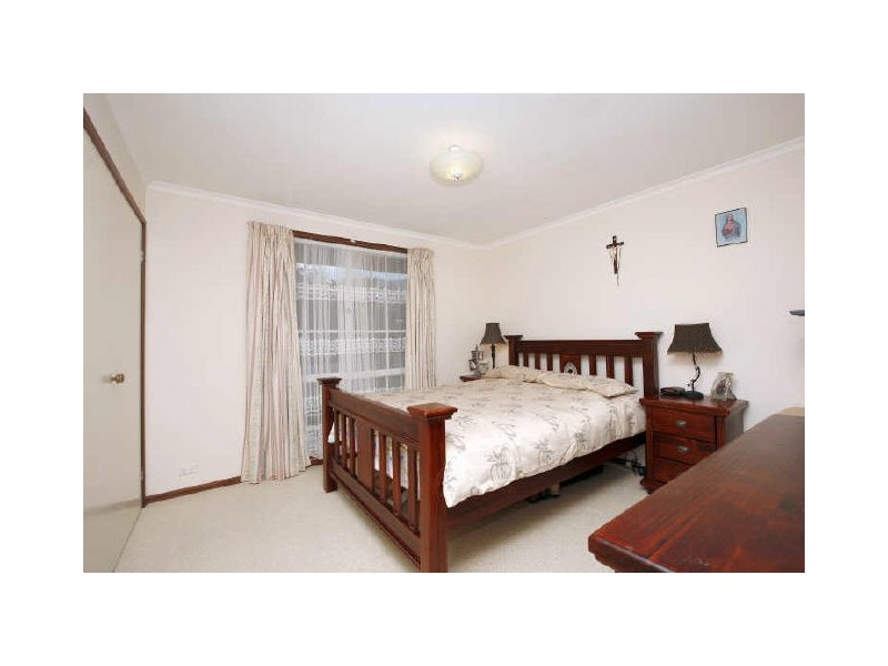 19 Wootton Crescent, Gordon ACT 2906