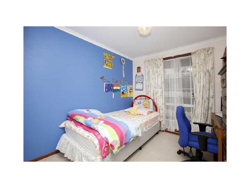 19 Wootton Crescent, Gordon ACT 2906