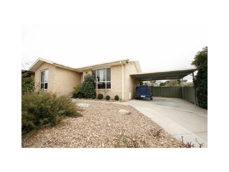 73 Harry Hopman Circuit, Gordon ACT 2906