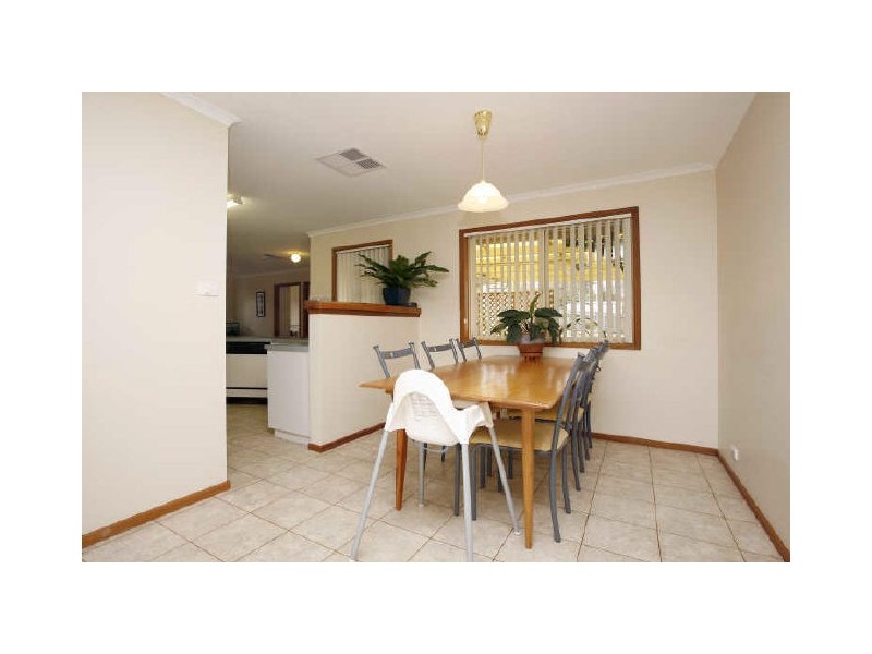 73 Harry Hopman Circuit, Gordon ACT 2906