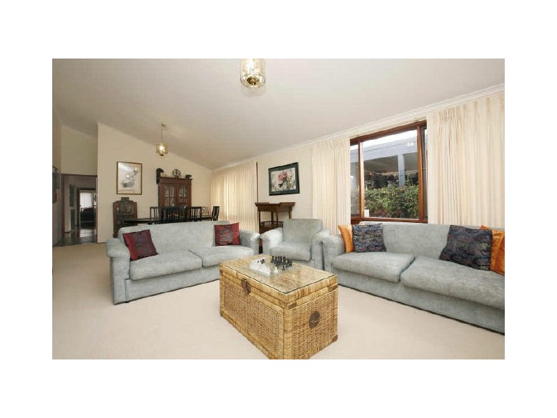 22 Chataway Crescent, Fadden ACT 2904
